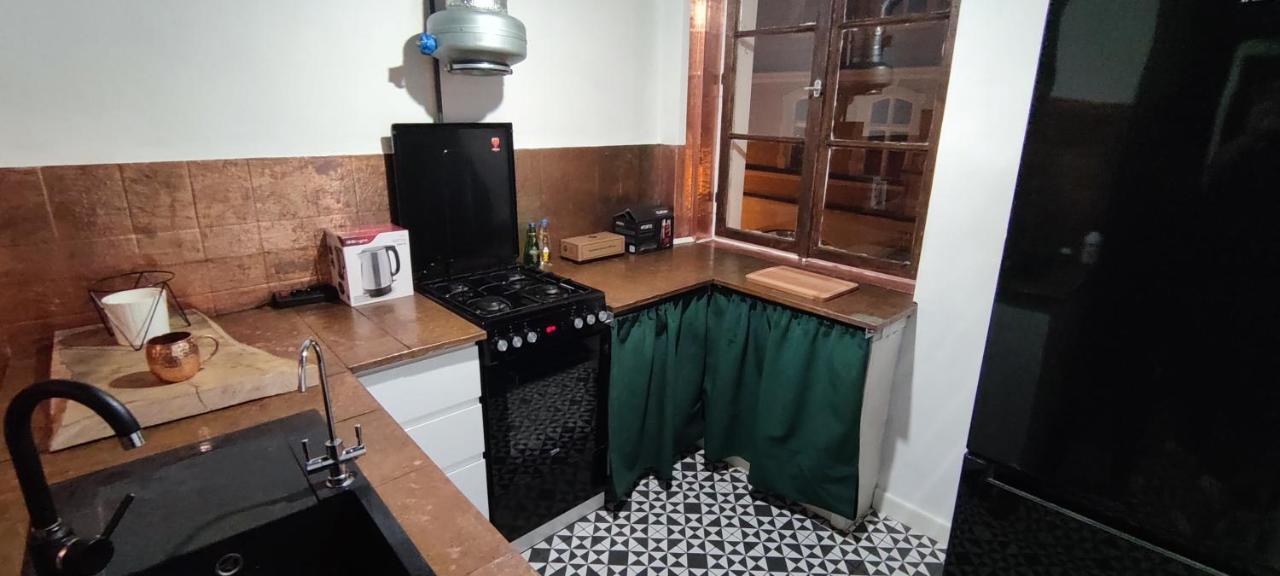 Private Apartament Wroniecka 6 - Parking พอซนาน ภายนอก รูปภาพ