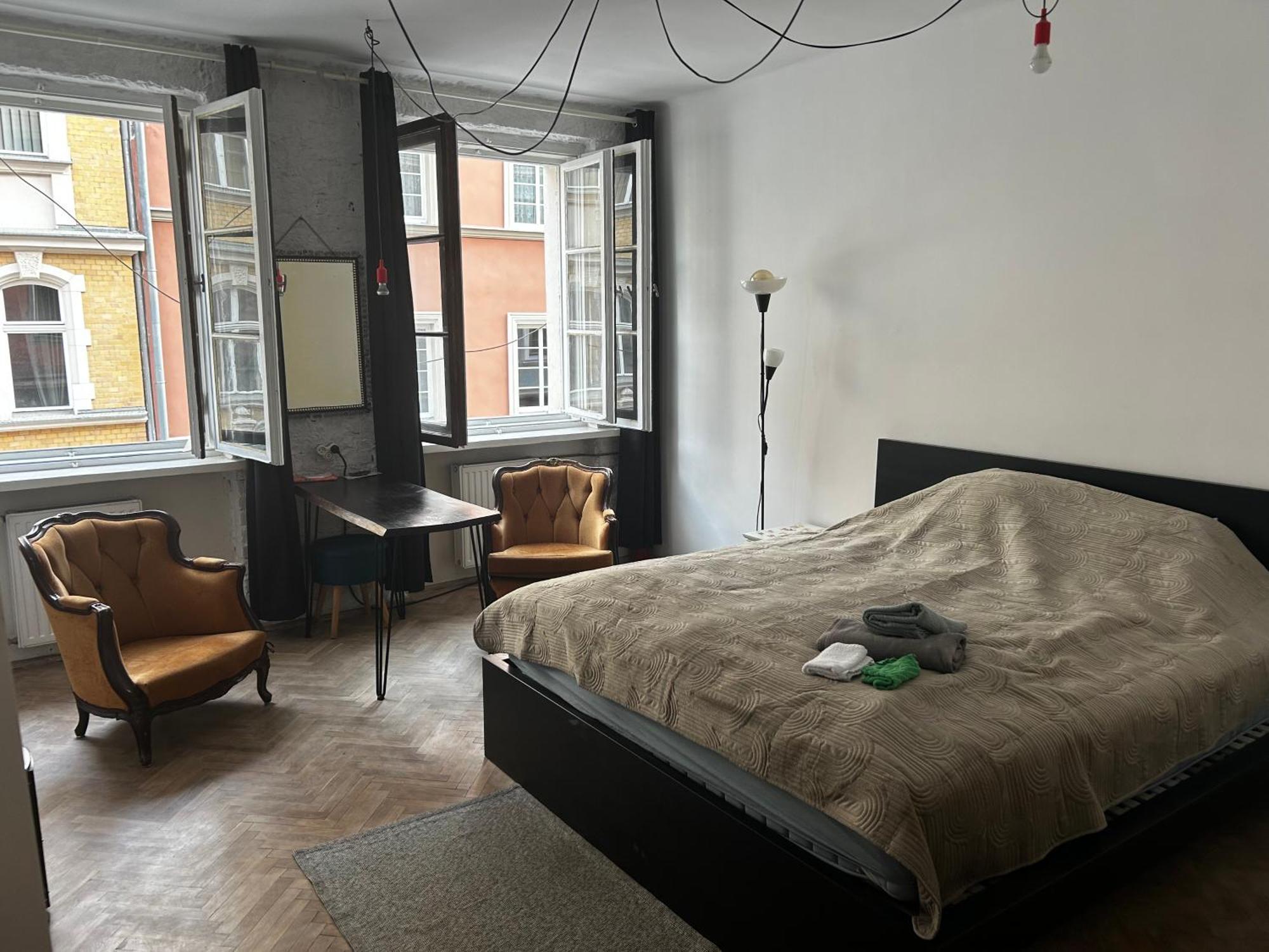 Private Apartament Wroniecka 6 - Parking พอซนาน ภายนอก รูปภาพ